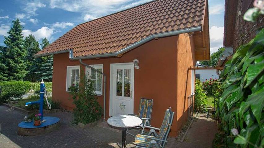 Ferienhaus für 2 Personen, mit Garten in Middelhagen - 2