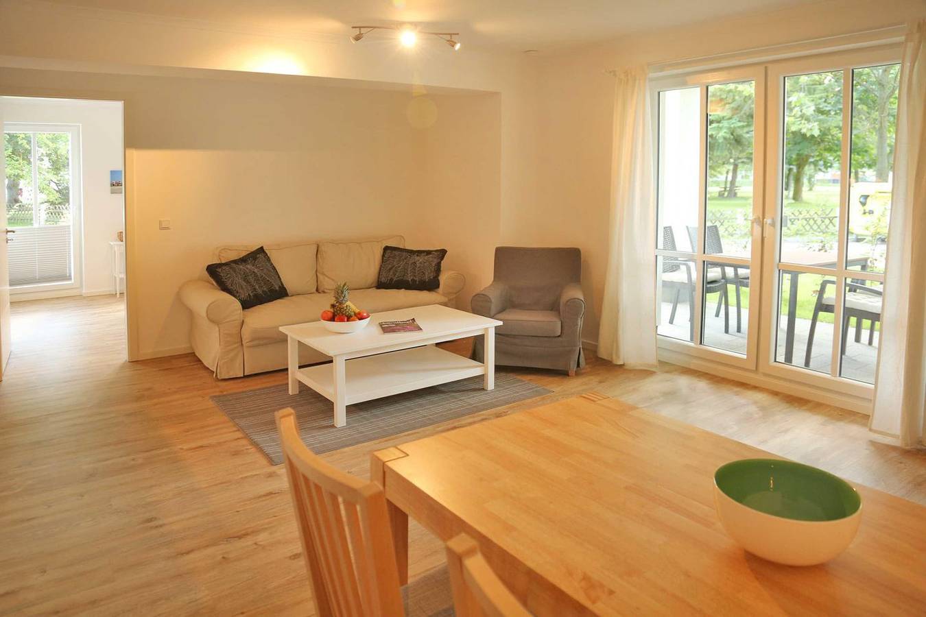 Apartamento entero, Apartamento de vacaciones para 2 personas con terraza in Nienhagen, Rostock y sus alrededores