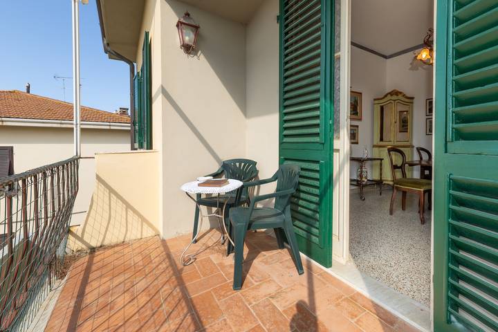 Geheel appartement, Appartement 'Unique in Rosignano' met Balkon, Wi-Fi en Airconditioning in Rosignano Marittimo, Etruskische kust