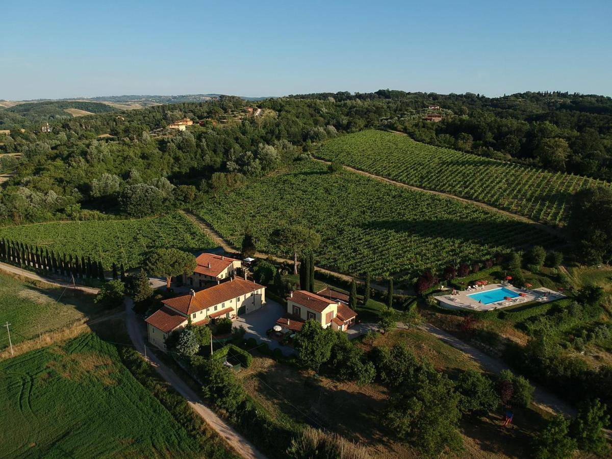Agriturismo Buon Riposo - Country Resort in the Heart of Tuscany in Montaione, Firenze province