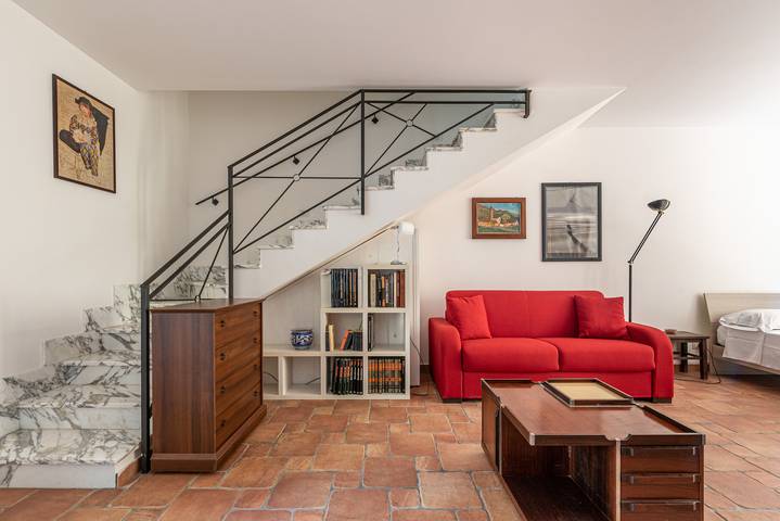 Location de vacances pour 8 personnes, avec terrasse et jardin à Mondello - 3