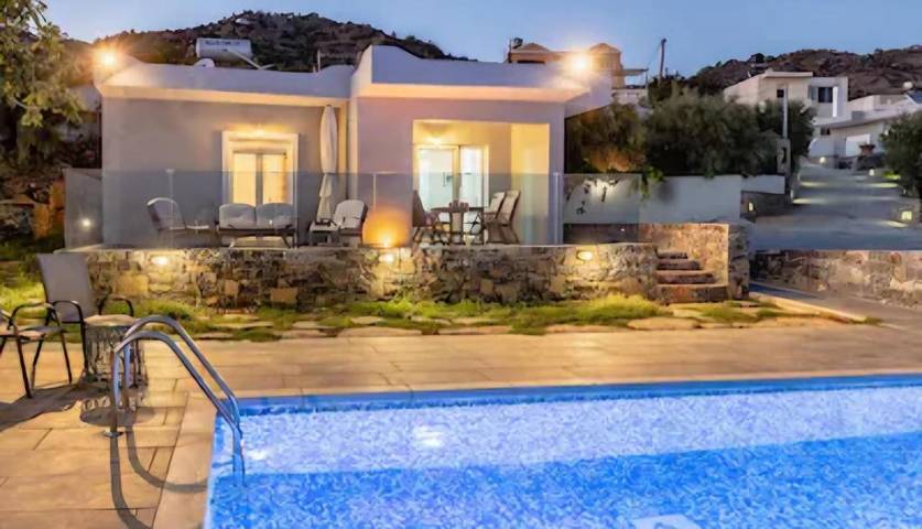 Villa für 5 Personen, mit Garten und Pool sowie Ausblick, mit Haustier - 1