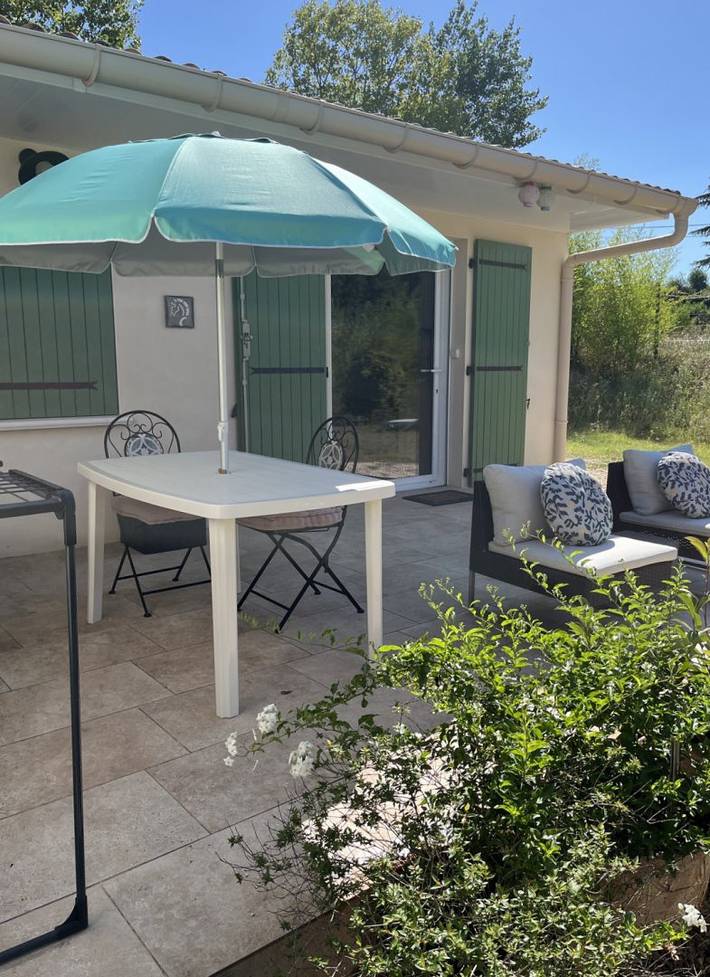 Gîte pour 2 personnes, avec jardin ainsi que terrasse et piscine, animaux acceptés dans le Gard - 4