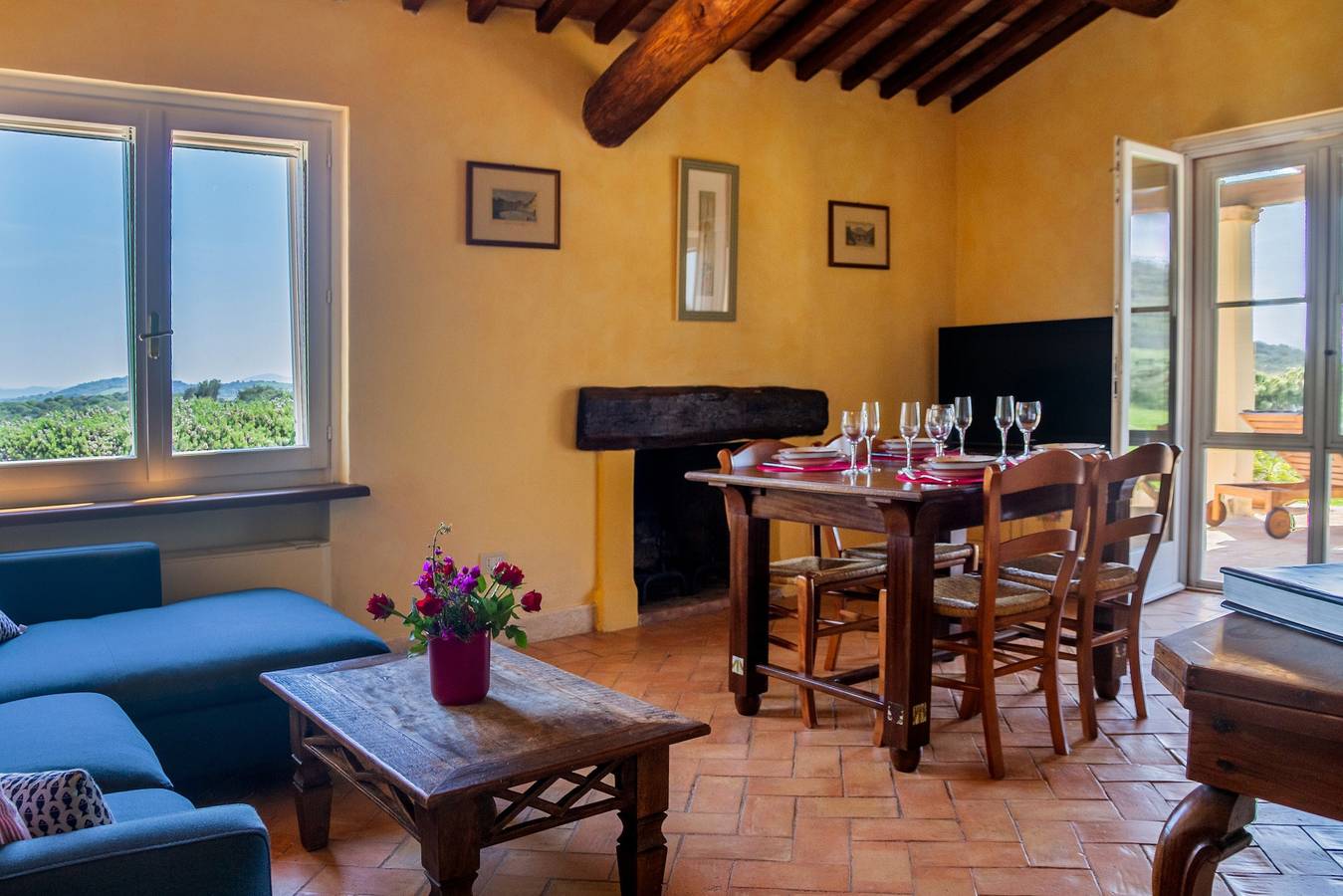Appartamento intero, Appartamento 'Casa Rose' con vista mare, Wi-Fi e aria condizionata in Orbetello, Parco naturale della Maremma