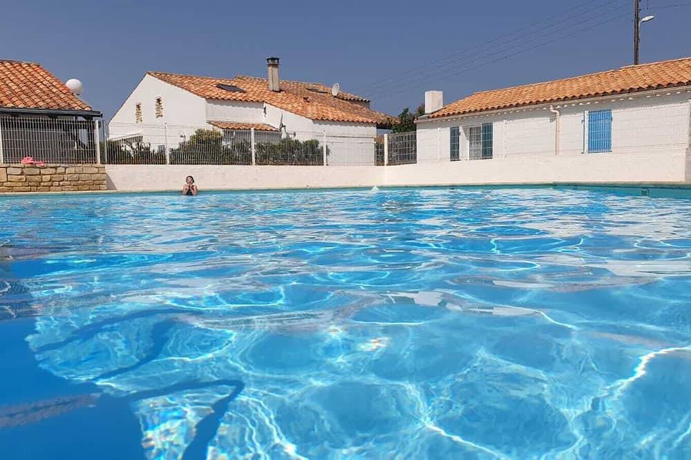Ferienhaus mit Wintergarten und Strandnähe in Saint-Denis-d'Oléron, Côte de Beauté