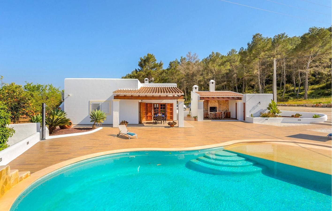 Acogedor apartamento con piscina y aparcamiento, cerca de Santa Gertrudis in Santa Gertrudis de Fruitera, Santa Eulària des Riu