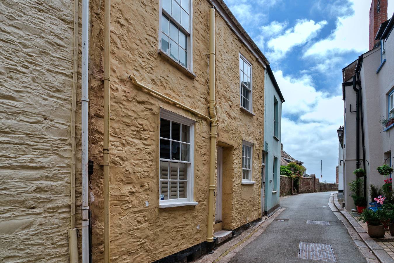 April Cottage in Kingsand and Cawsand, Cornwall