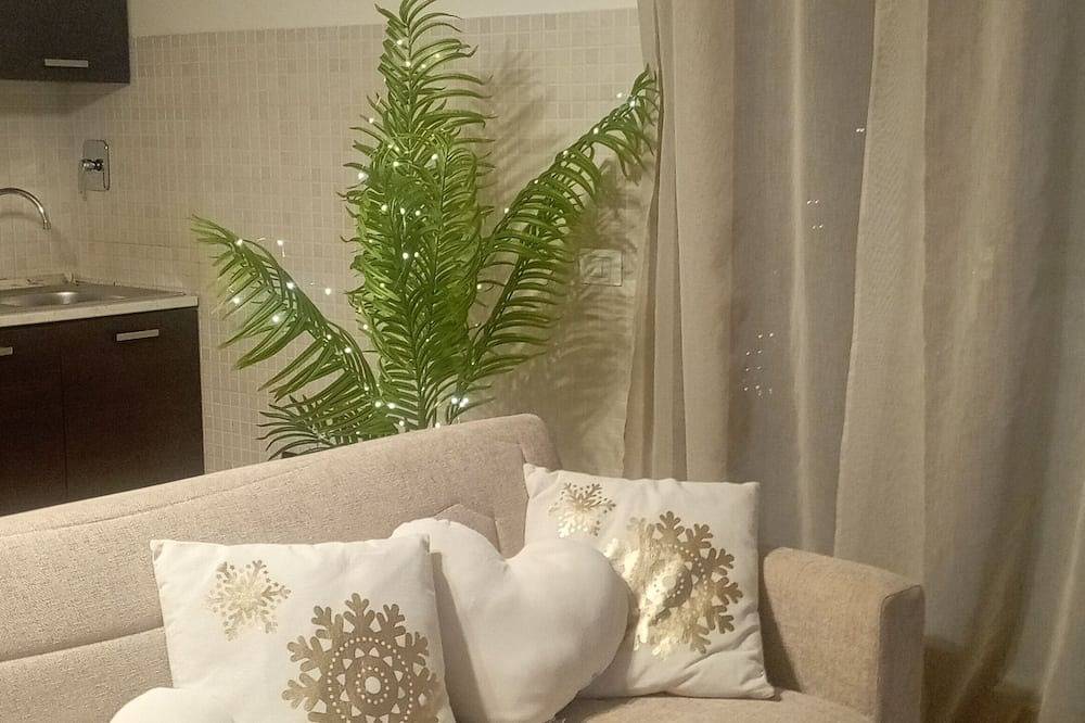 Entire apartment, Appartairport cozy apartment 2 minutes from the center and equipped axis in San Giovanni Teatino, Chieti Province