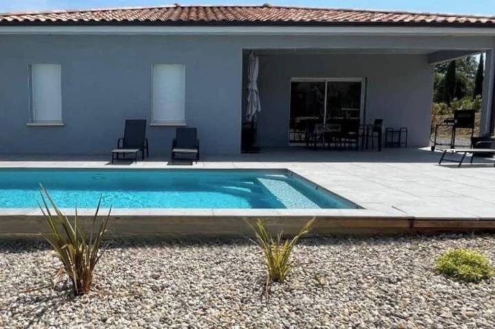 Maison de vacances pour 6 personnes à Berrias-et-Casteljau