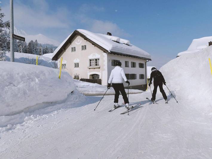 Ferienwohnung für 5 Personen, mit Terrasse und Garten, kinderfreundlich in Churwalden