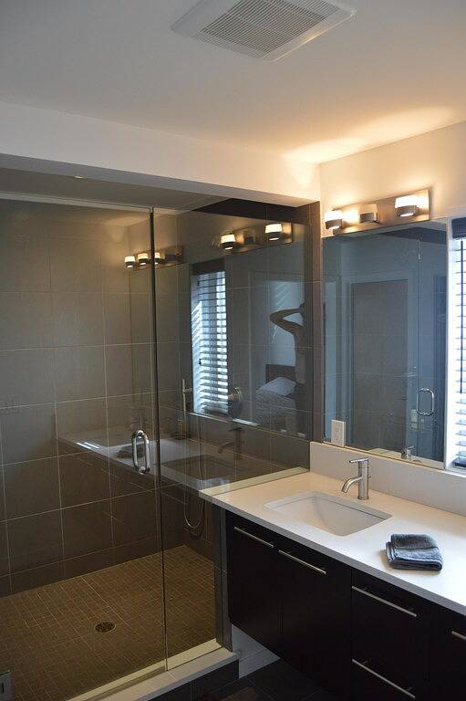 Vacation rental for 8 people, with balcony and hot tub as well as yard in Boulder