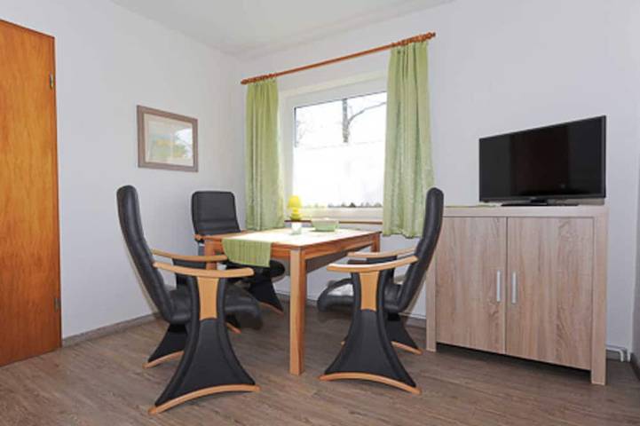 Ferienwohnung für 3 Personen, mit Terrasse und Garten an der Nordsee