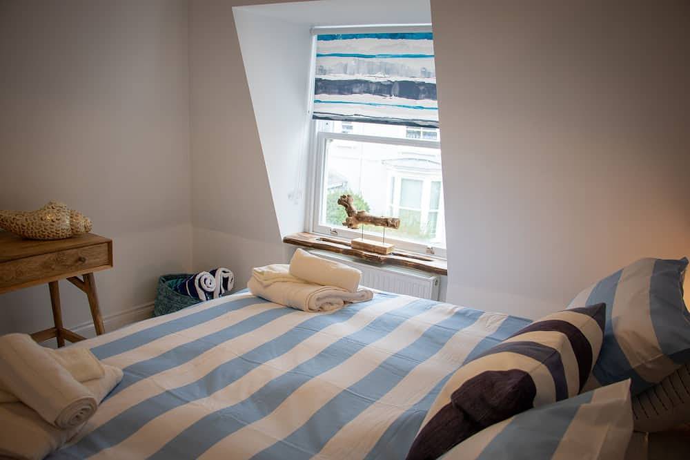 Ganze Wohnung, Zentrale Wohnung mit eigenem Parkplatz in Eastbourne, Ost Sussex
