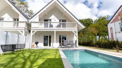 Strandhaus für 6 Personen, mit Sauna und Pool sowie Garten in Sellin
