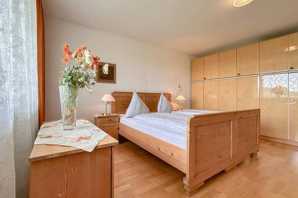 Ganze Wohnung, Ruhige Ferienwohnung mit Balkon und Terrasse in Röhrnbach, Ostbayern