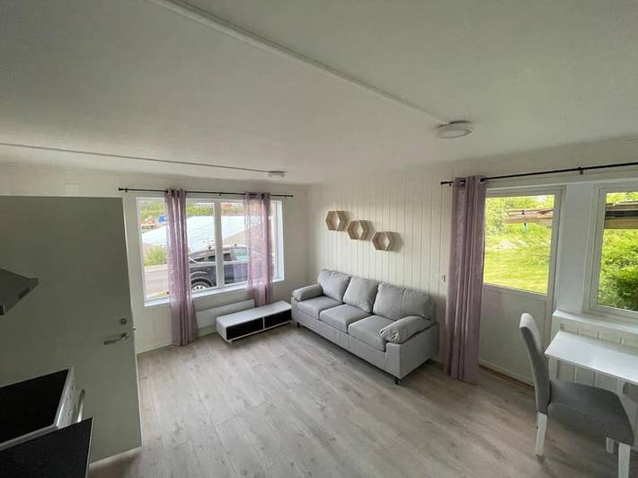 Ferienwohnung für 3 Personen, mit Balkon und Terrasse sowie Ausblick in Skjervøy