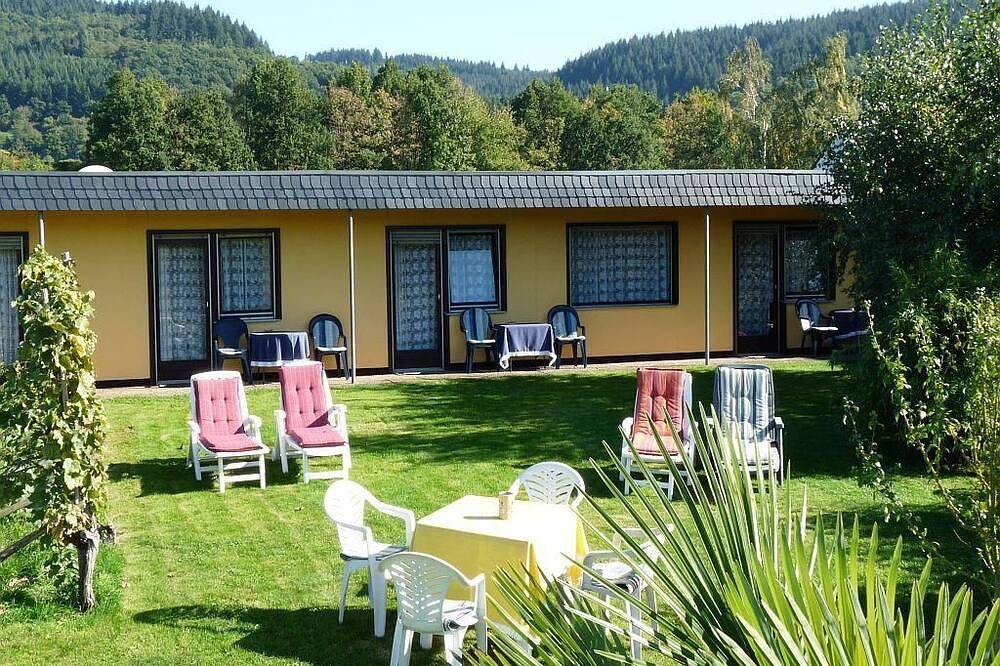 Doppelzimmer Dusche/Wc - Weingut-Pension Schiff in Schweich, Moseleifel