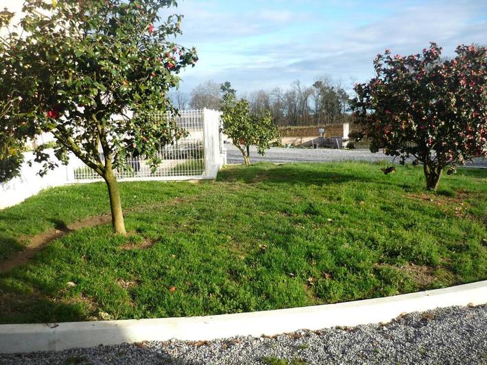 Gîte pour 5 personnes, avec jardin et vue à Lahosse - 4