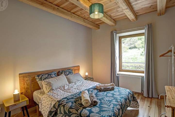 Gîte pour 10 personnes, avec jardin dans Gumières - 4