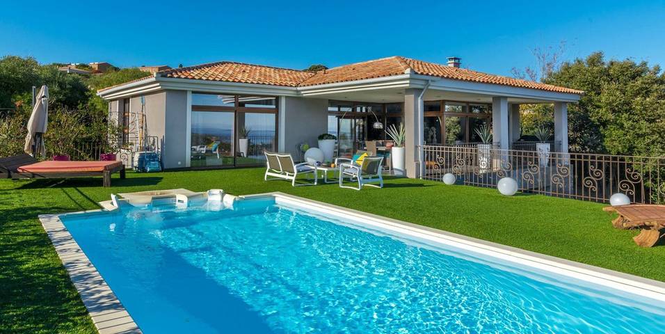 Chambre d’hôte pour 2 personnes, avec piscine et jardin en Corse - 3