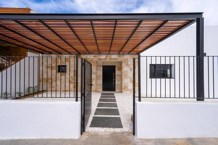 Casa rural para 14 personas, con Balcón y Terraza además de Jardín y Piscina en Alcalá la Real - 2