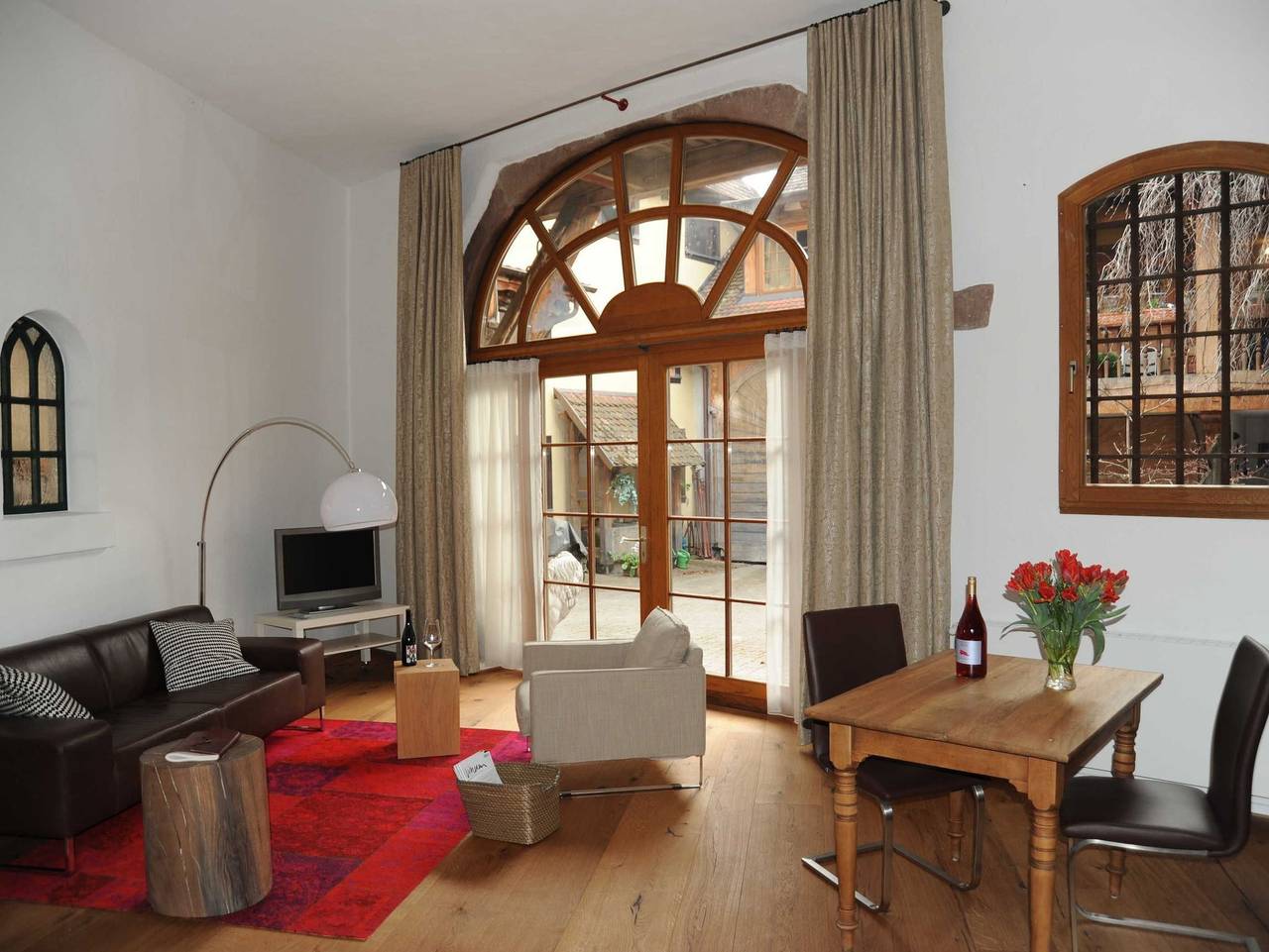 Ganze Ferienwohnung, Weinloft Staufen - Ferienwohnung in Staufen im Breisgau, Südschwarzwald