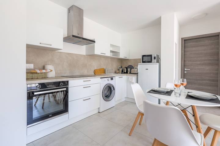 Gîte pour 4 personnes, avec terrasse dans Sant Ambroggio - 4