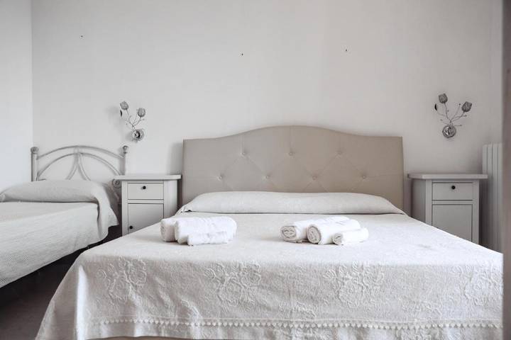 Chambre d’hôte pour 3 personnes, avec jardin et piscine à San Vito dei Normanni - 4