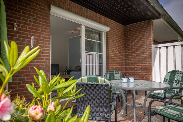 Ferienhaus für 6 Personen, mit Terrasse und Garten in Carolinensiel