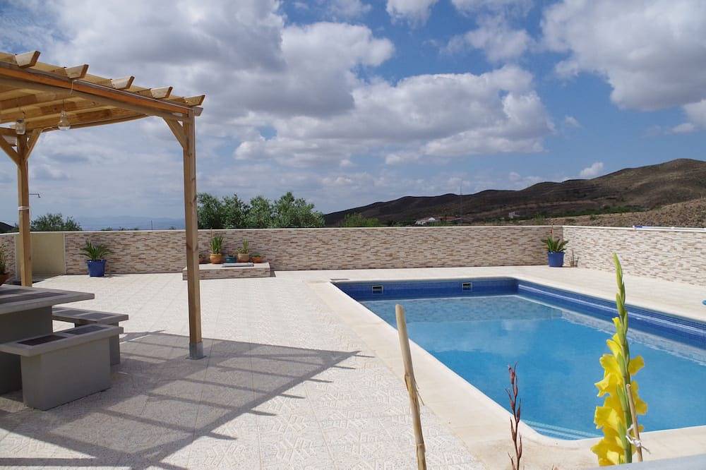 Entire apartment, Ground floor apartment with Private pool. in Huércal-Overa, Almería Province