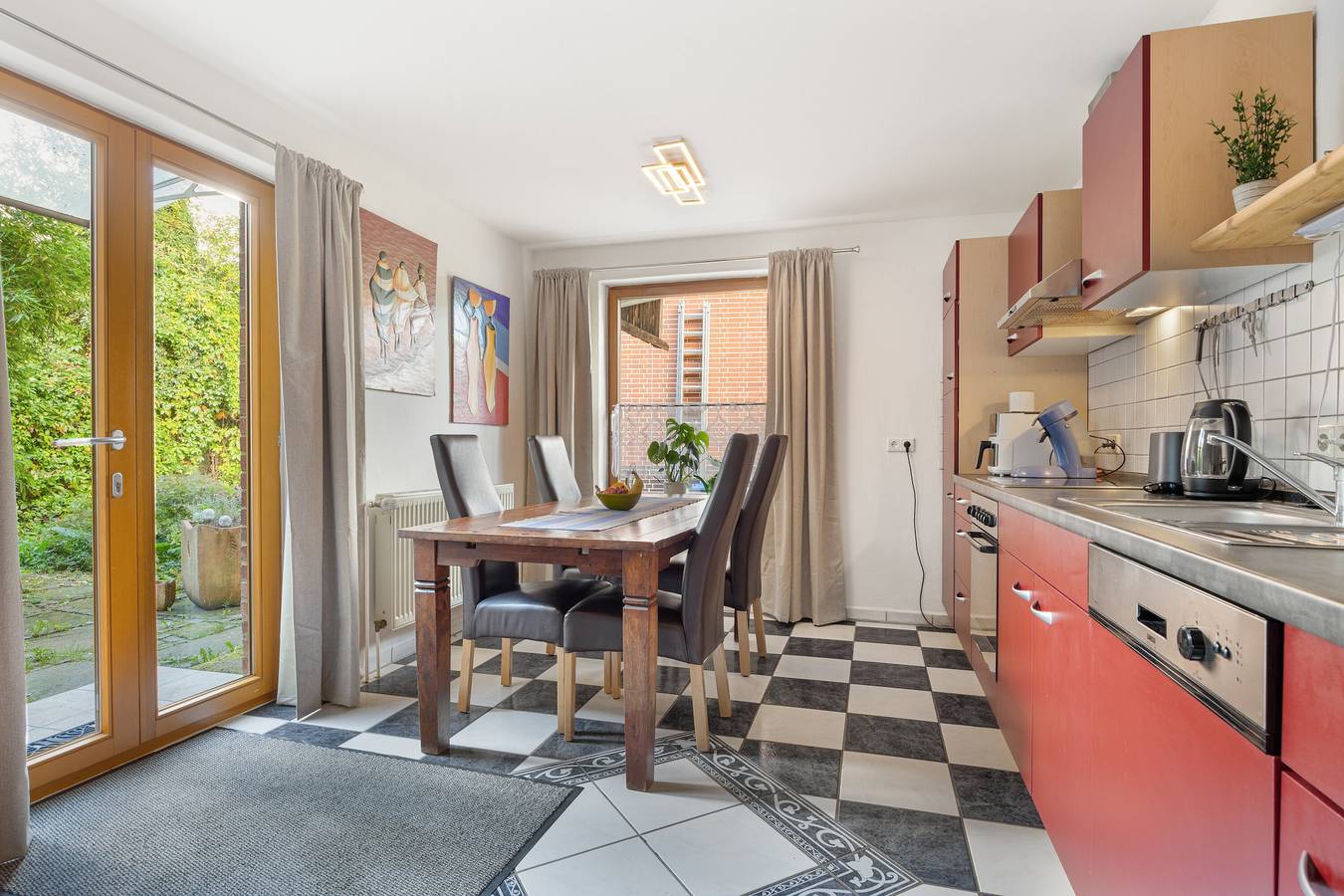 Ganze Wohnung, Ferienwohnung 'Einzimmer-Appartement' mit privater Terrasse und Wlan in Bad Gandersheim, Harzvorland