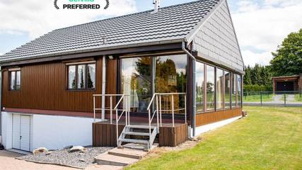 Location de vacances pour 9 personnes, avec piscine ainsi que sauna et jardin, animaux acceptés au Province de Luxembourg