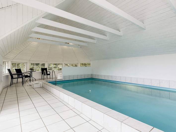 Ferienhaus für 12 Personen, mit Terrasse und Sauna sowie Pool in Marielyst - 3