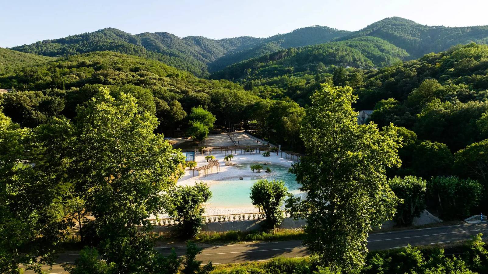 Eco Cabane 16m² - 1 chambre - sans sanitaires 4 personnes in Cendras, Parc national des Cévennes