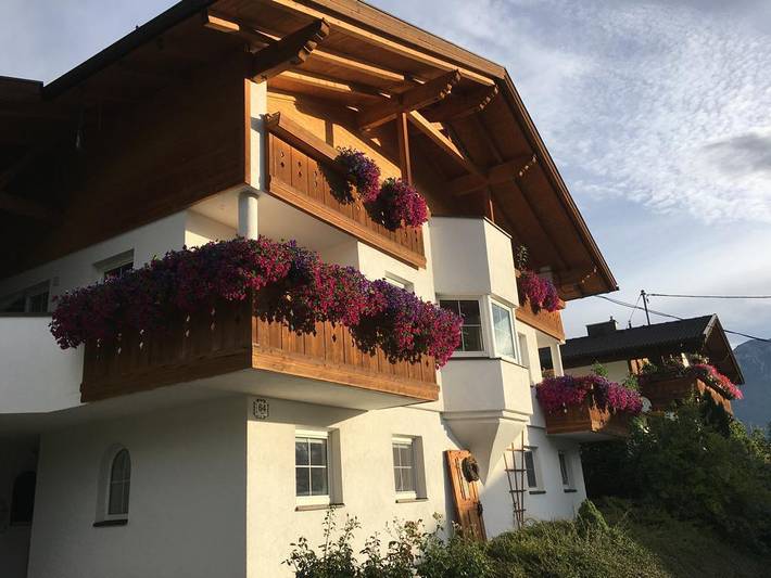 Ferienwohnung für 6 Personen, mit Balkon und Terrasse sowie Ausblick in Arzl im Pitztal - 3