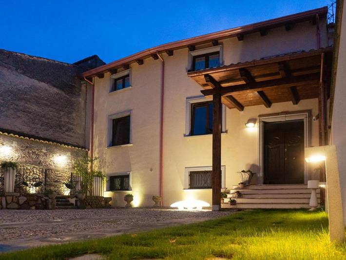 B&b per 2 persone, con panorama e terrazza nonché giardino, con animali domestici a Castrovillari