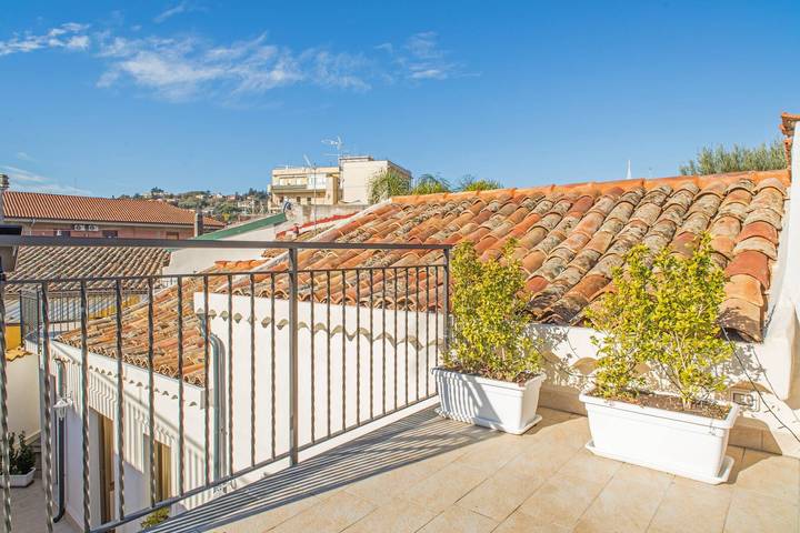 Appartement « Classic » avec vue montagne, Wi-Fi et climatisation in Viagrande, Etna