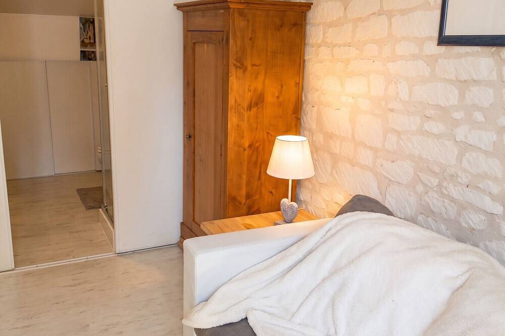 Homerez - Refuge Courchamps in Courchamps, Vallée de la Loire