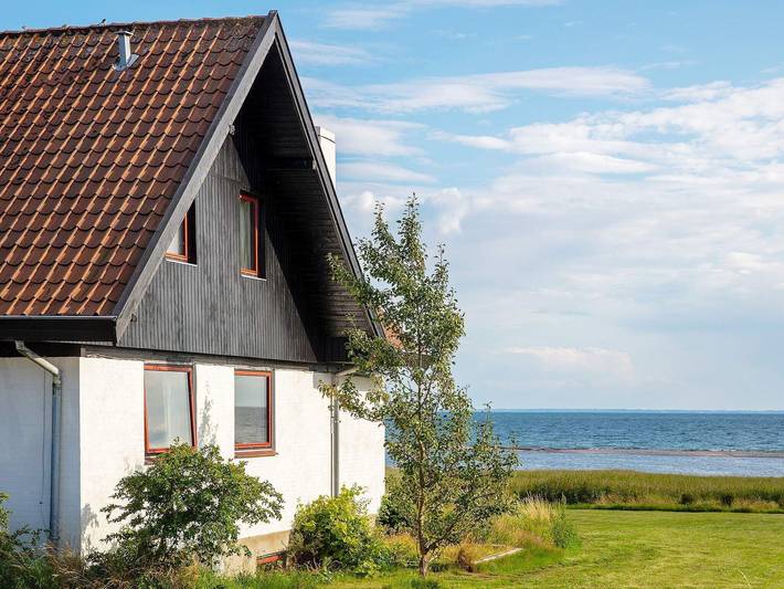Ferieudlejning for 10 personer, med have, børnevenlig på Fyn