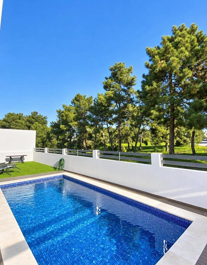 Chalet para 6 personas, con Balcón y Jacuzzi además de Terraza y Jardín en Lisboa - 2