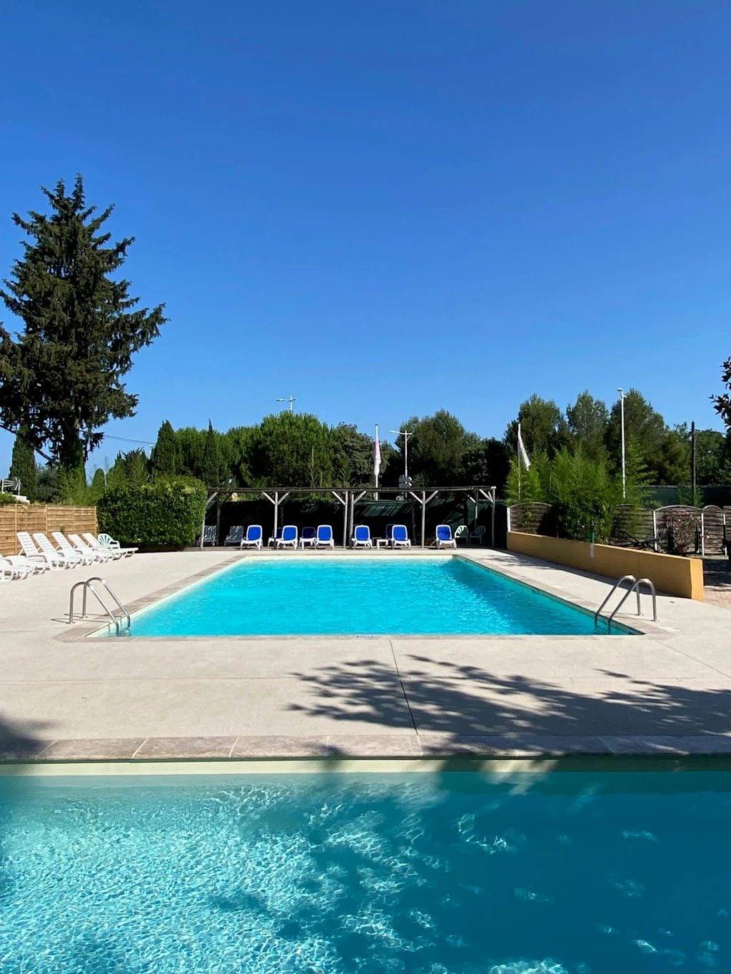 Zecamping 2 étoiles piscine pet friendly mobil-home Tv clim 32m2 in Villeneuve-lès-Maguelone, Côte d'Améthyste