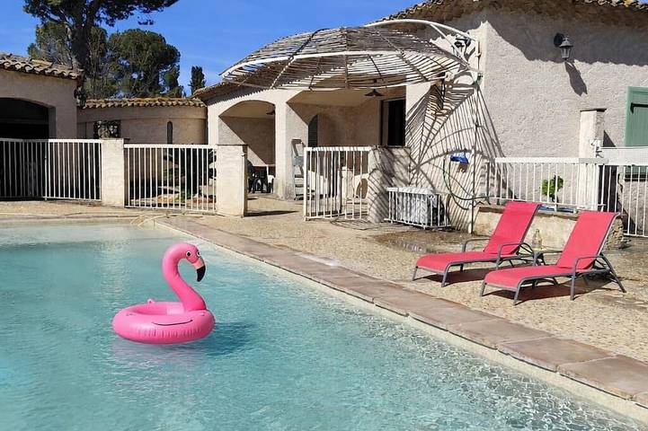 Villa für 8 Personen, mit Garten - 1