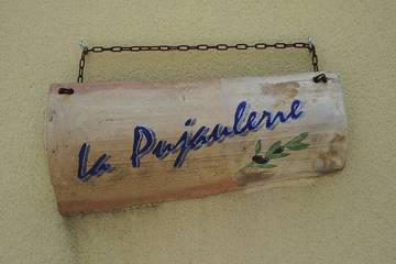 Location de vacances pour 6 personnes, avec terrasse et jardin à Pujaut