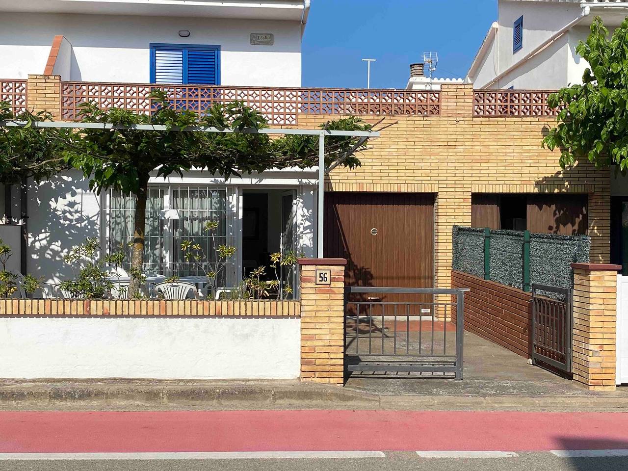 Vakantiehuis 'Casa Estiu Cerca De Playa' met Privéterras en Balkon in L'Escala, Upper Empordà