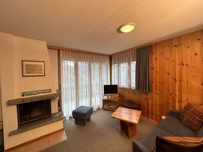 Ferienwohnung für 6 Personen, mit Balkon und Pool, kinderfreundlich in Nendaz