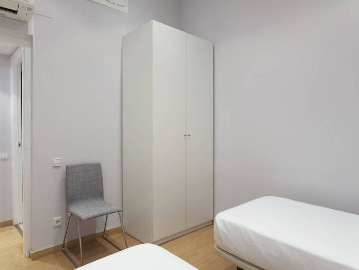 Ganze Wohnung, Ferienwohnung für 4 Personen mit Balkon in Barcelona Zentrum, Barcelona