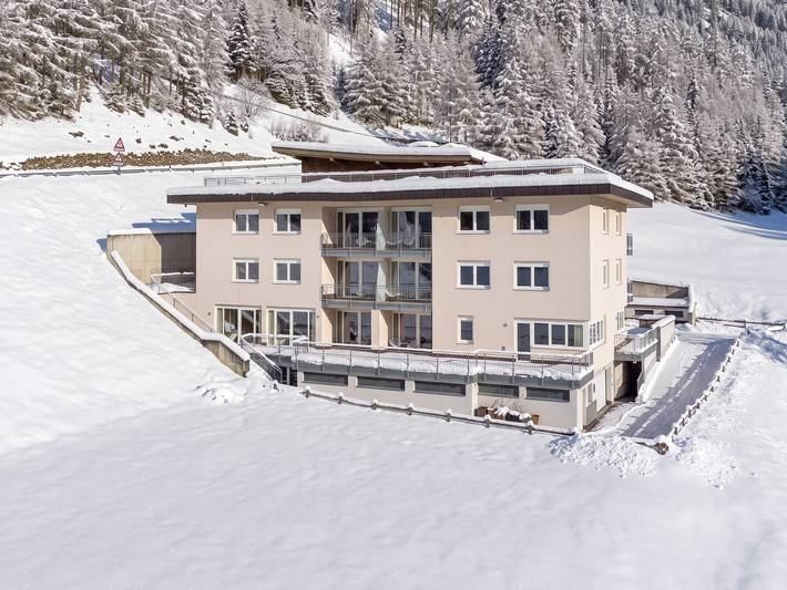 Ferienwohnung für 5 Personen, mit Terrasse und Garten in Zwieselstein