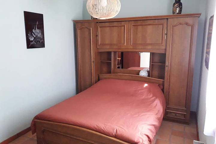 Location de vacances pour 6 personnes, avec terrasse et jardin à Oraison - 2