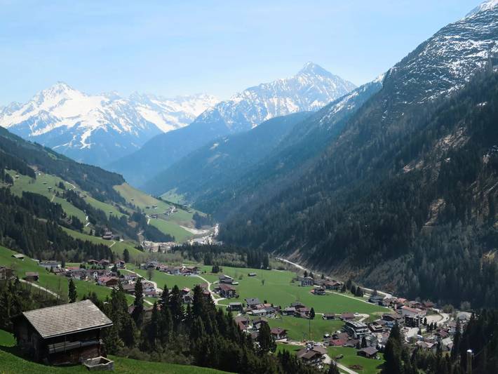 Chalet für 9 Personen, mit Terrasse und Sauna in Hintertux - 4