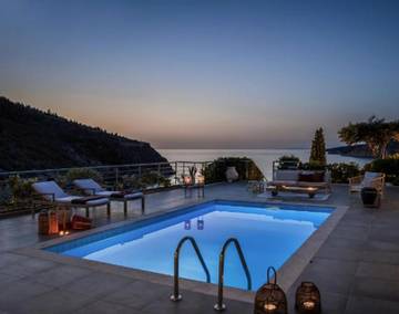 Cottage pour 4 personnes, avec vue sur l’océan et terrasse dans Άσος